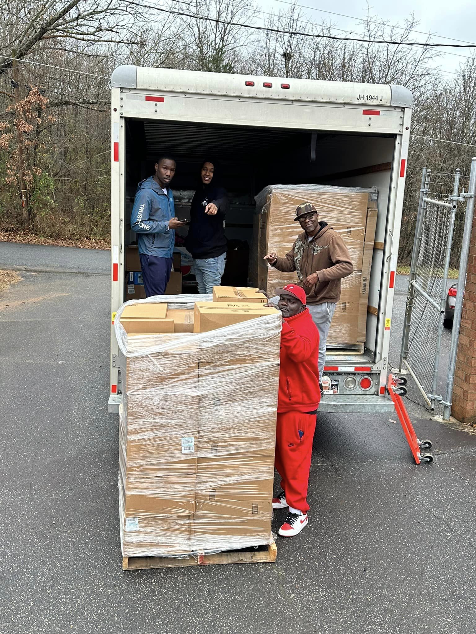 Wholesale Liquidation Pallets